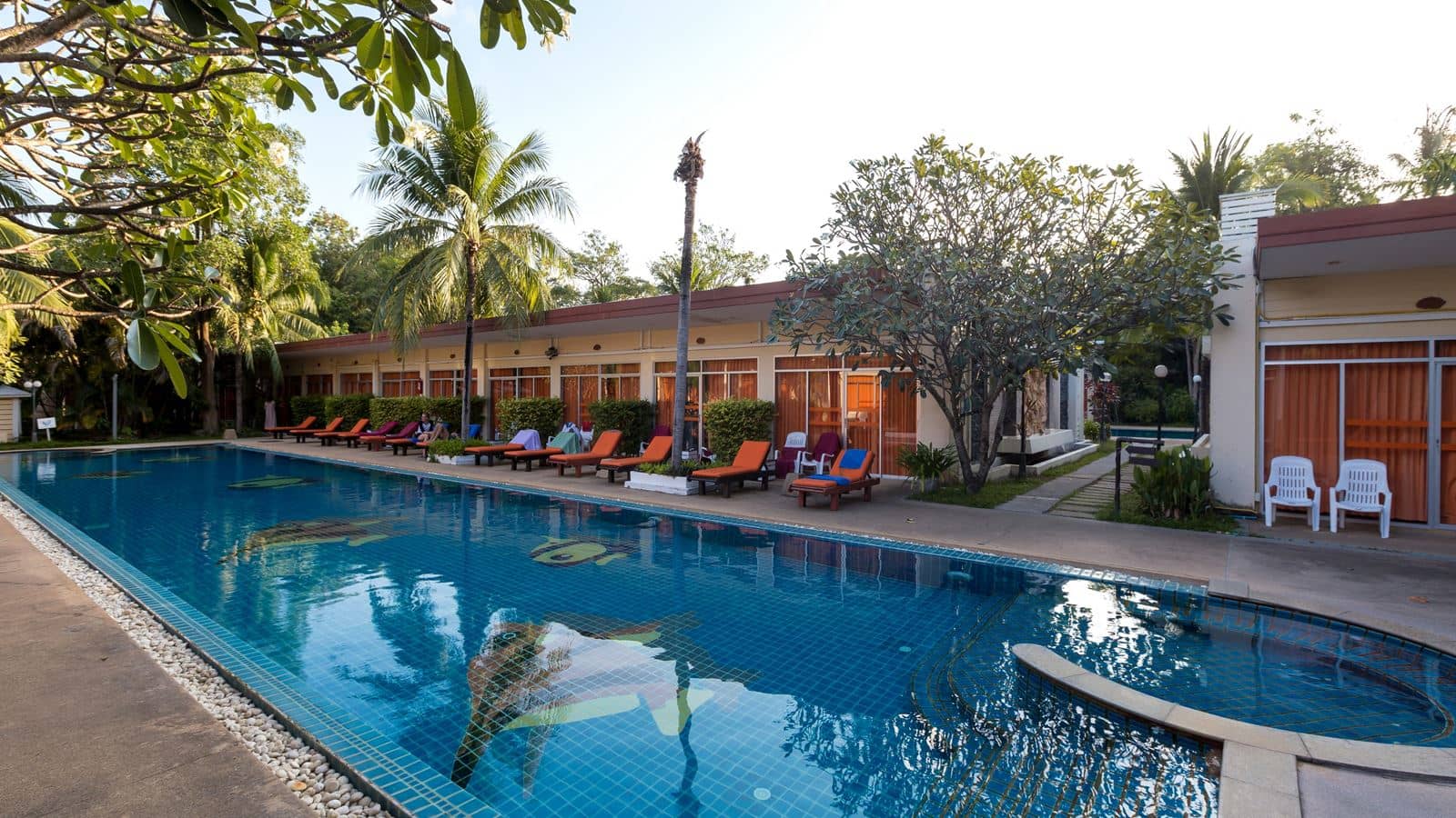 pools-outdoor-pool