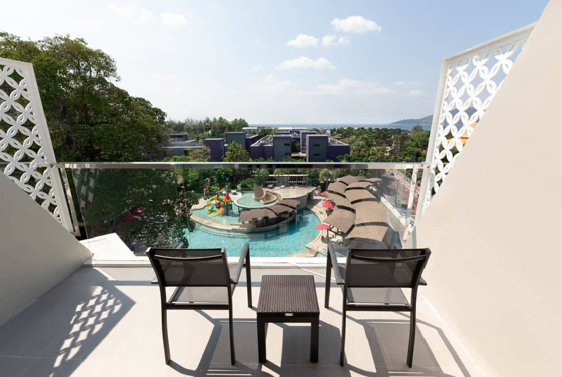 rooms-elite-balcony-seaview