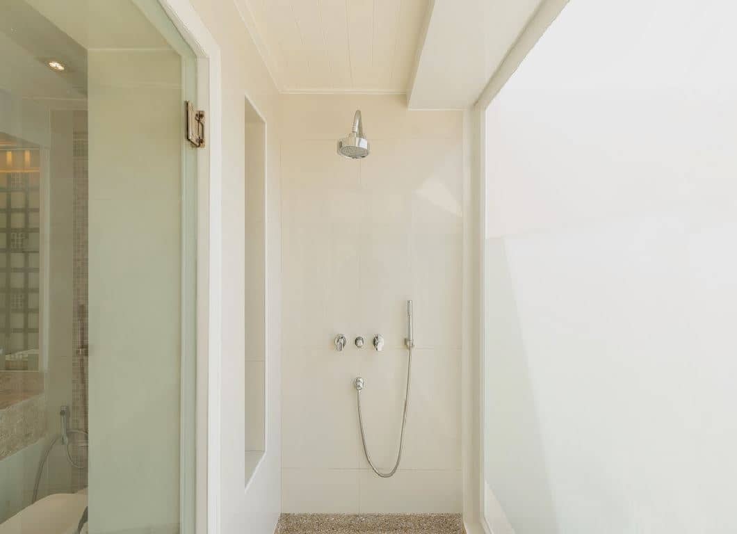 rooms-twobedroom-embrace-suite