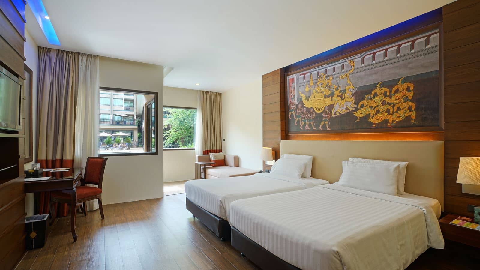 rooms-deluxe-pool-access