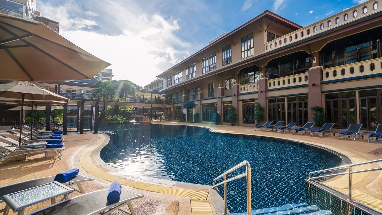 pools-outdoor-pool