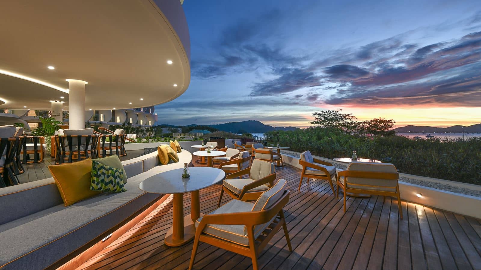 restaurants-bar-botan