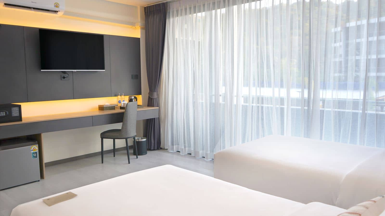 rooms-standard-room