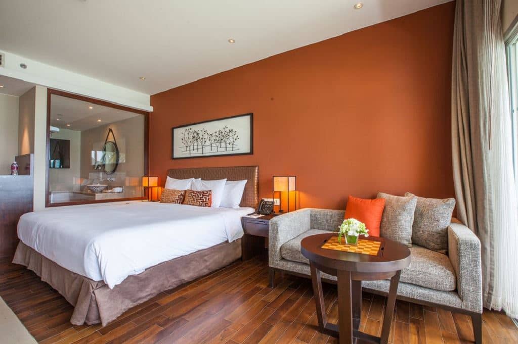 rooms-classic-room