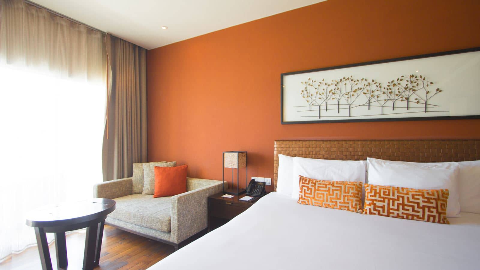 rooms-classic-room
