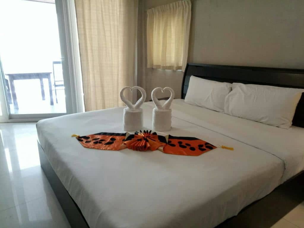 rooms-family-room