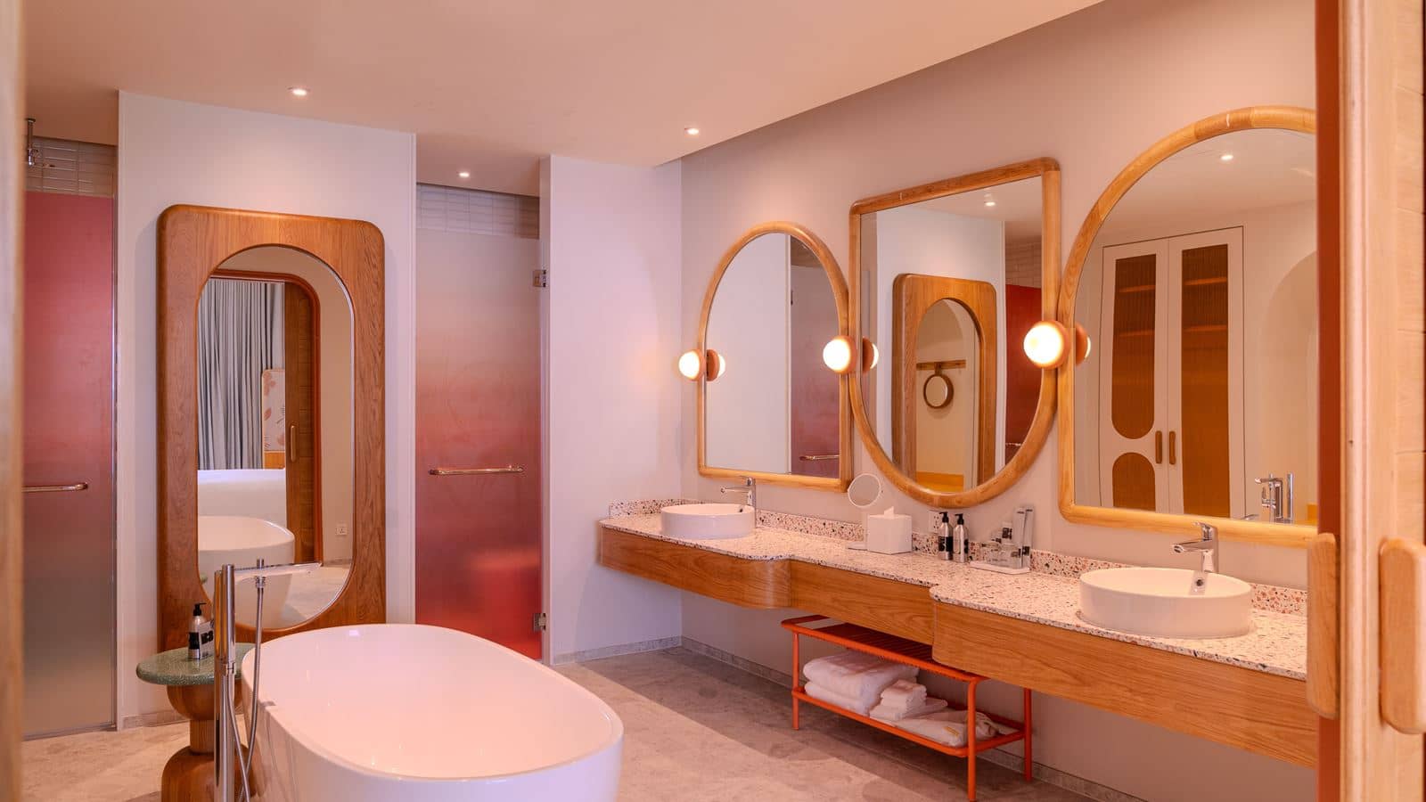 rooms-deluxe-one-bedroom-suite-with-ocean-view-and-private-pool