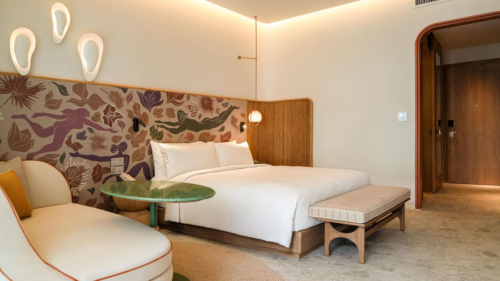 rooms-deluxe-room