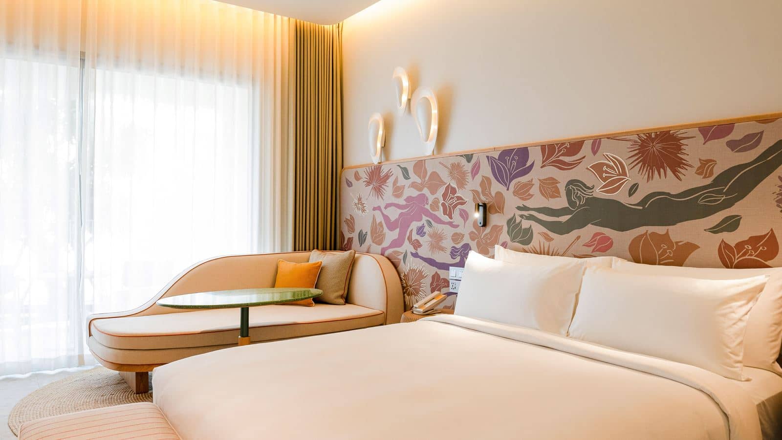 rooms-deluxe-room