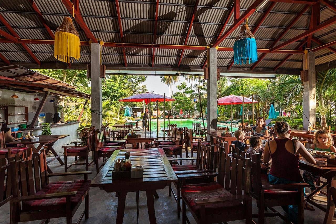 restaurants-charming-restaurant