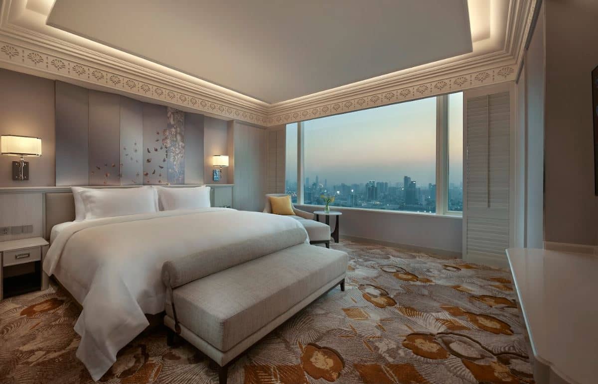 rooms-executive-suite