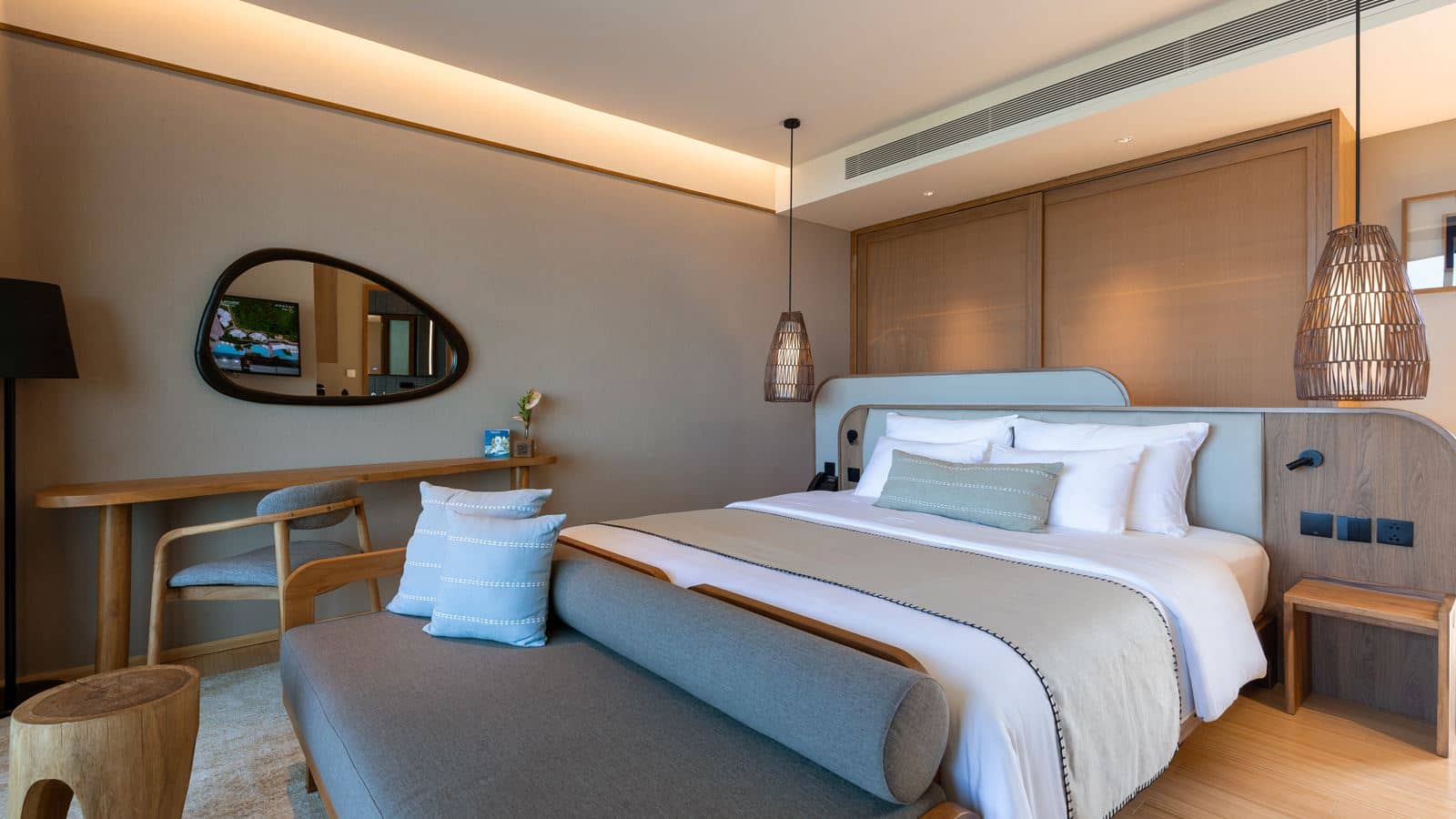 rooms-horizon-ocean