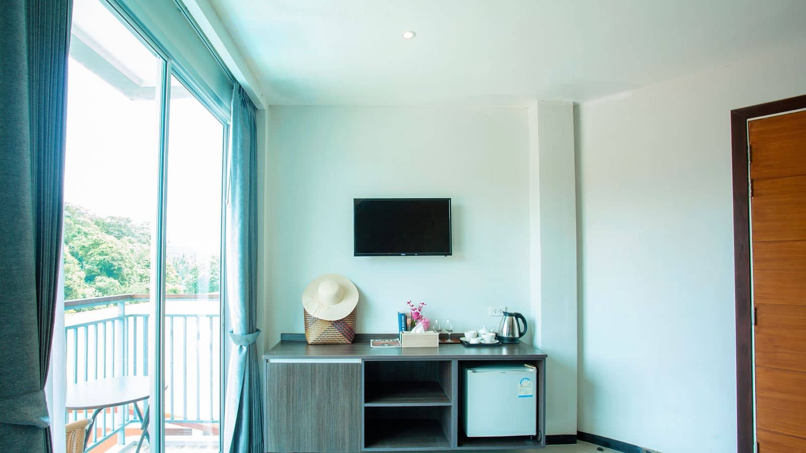 rooms-standard-room
