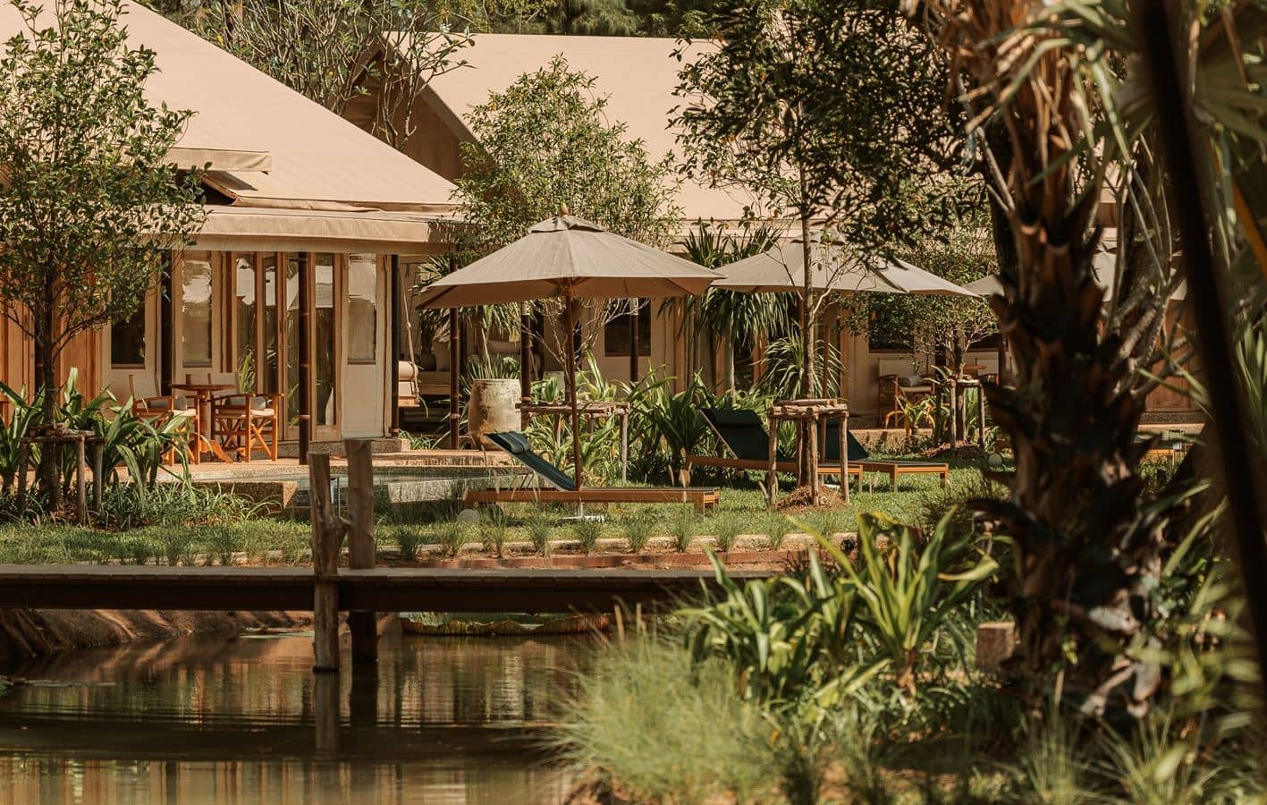 rooms-lagoon-tent