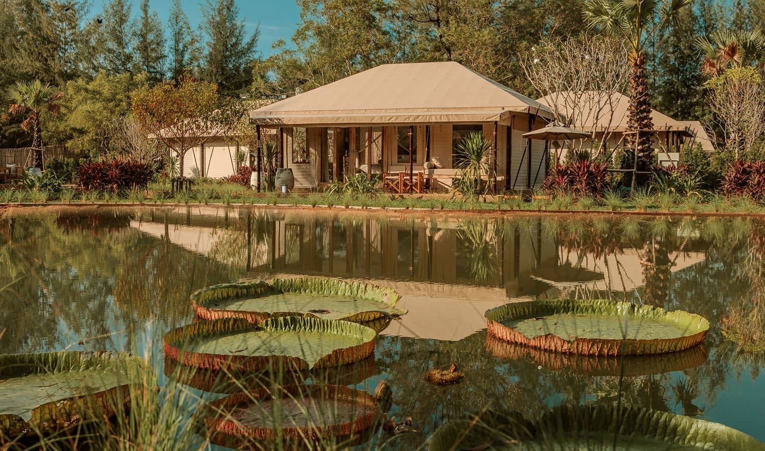 rooms-lagoon-tent
