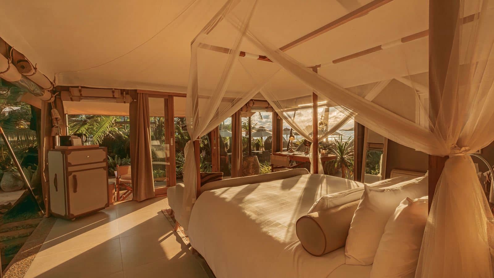 rooms-beach-tent