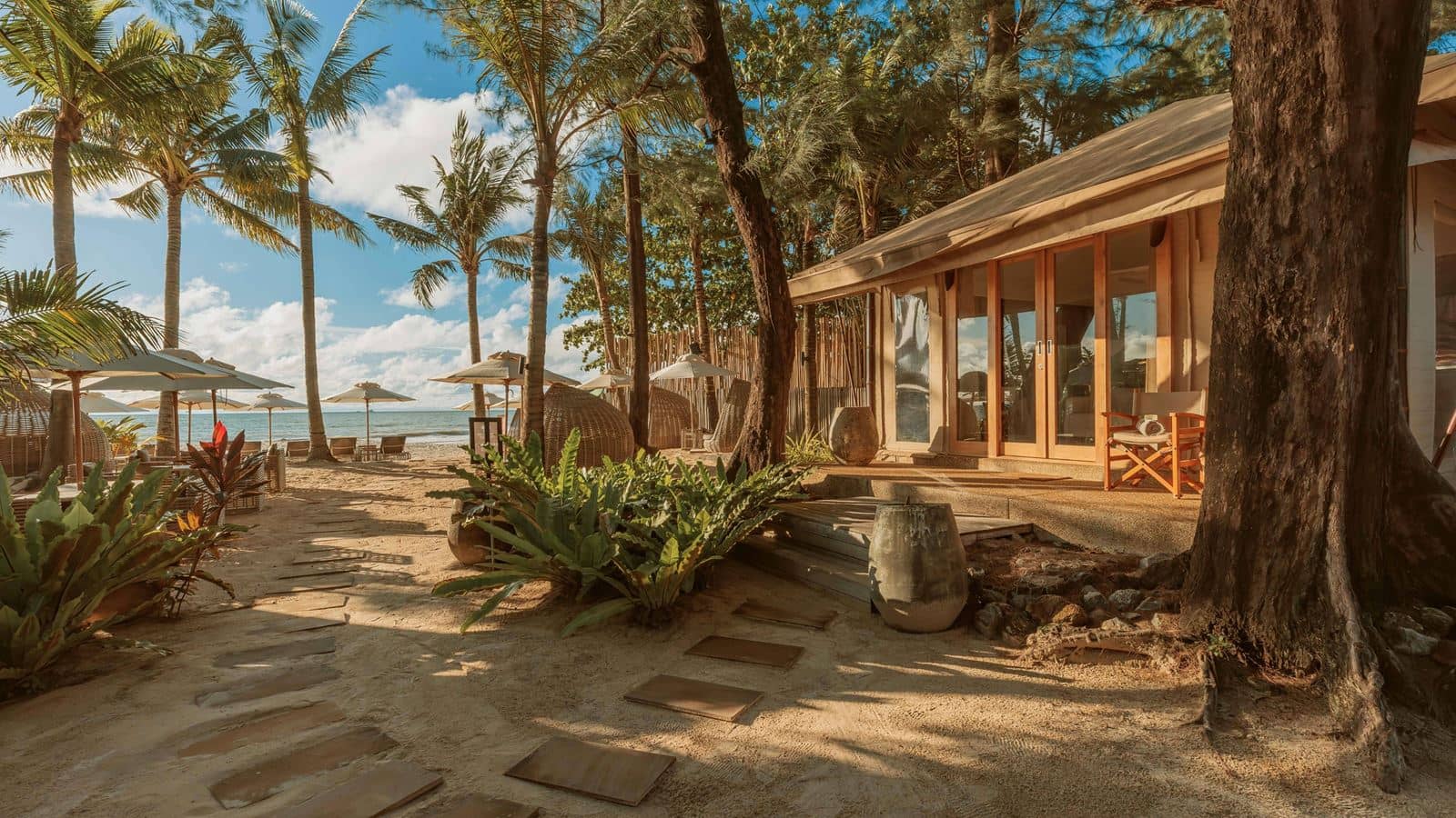 rooms-beach-tent
