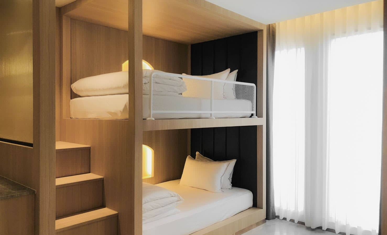 rooms-family-room