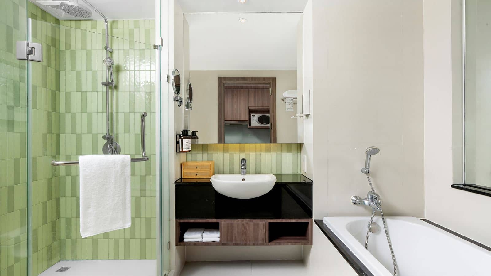 rooms-deluxe-studio