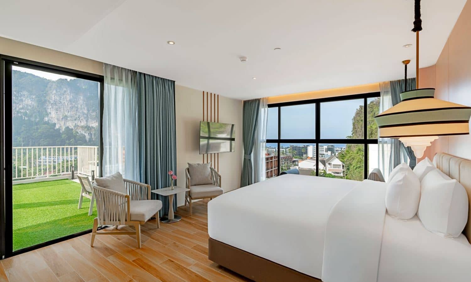 rooms-executive-suite