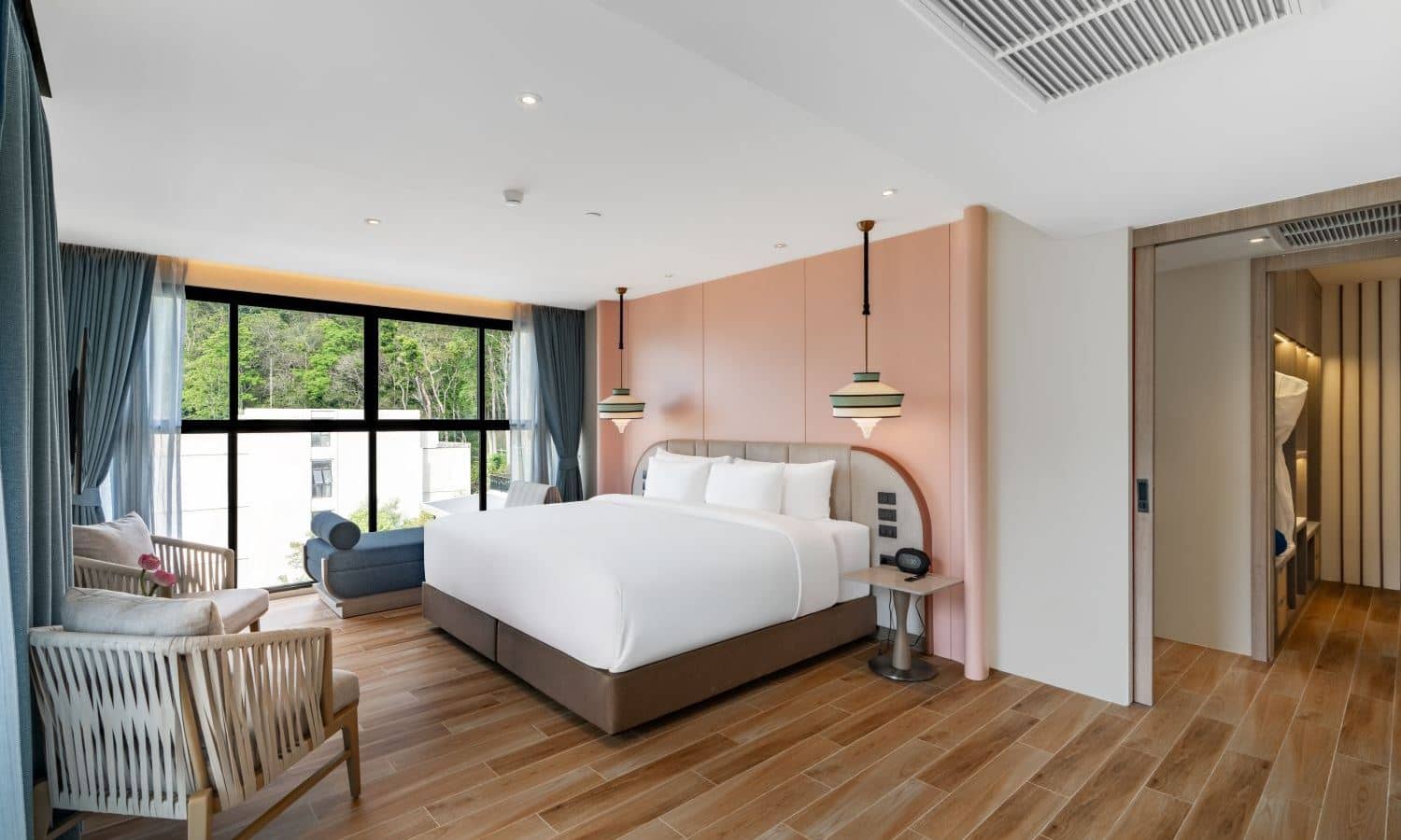 rooms-executive-suite