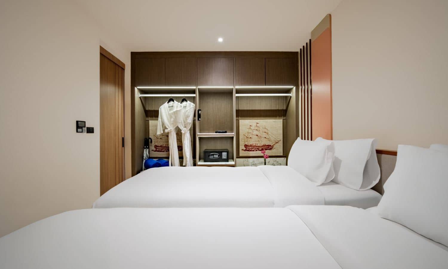 rooms-executive-suite