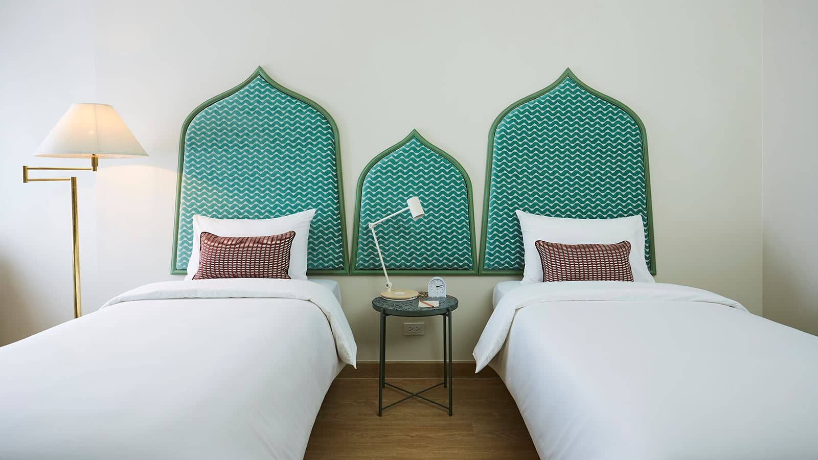 rooms-comfy-room