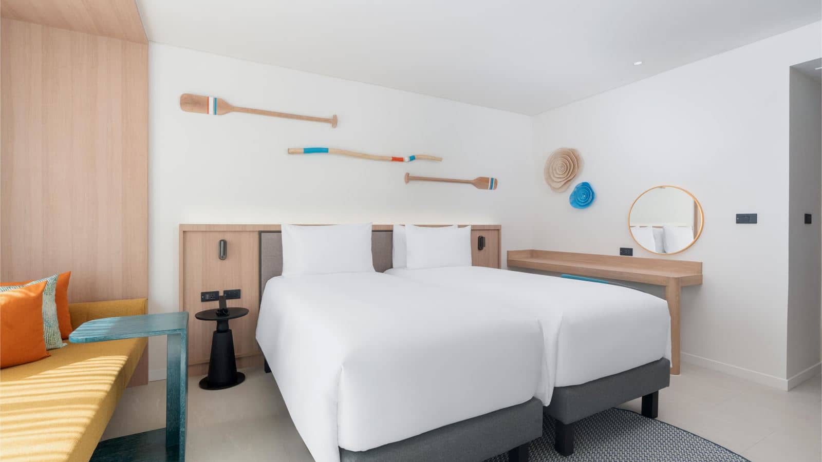 rooms-superior-room