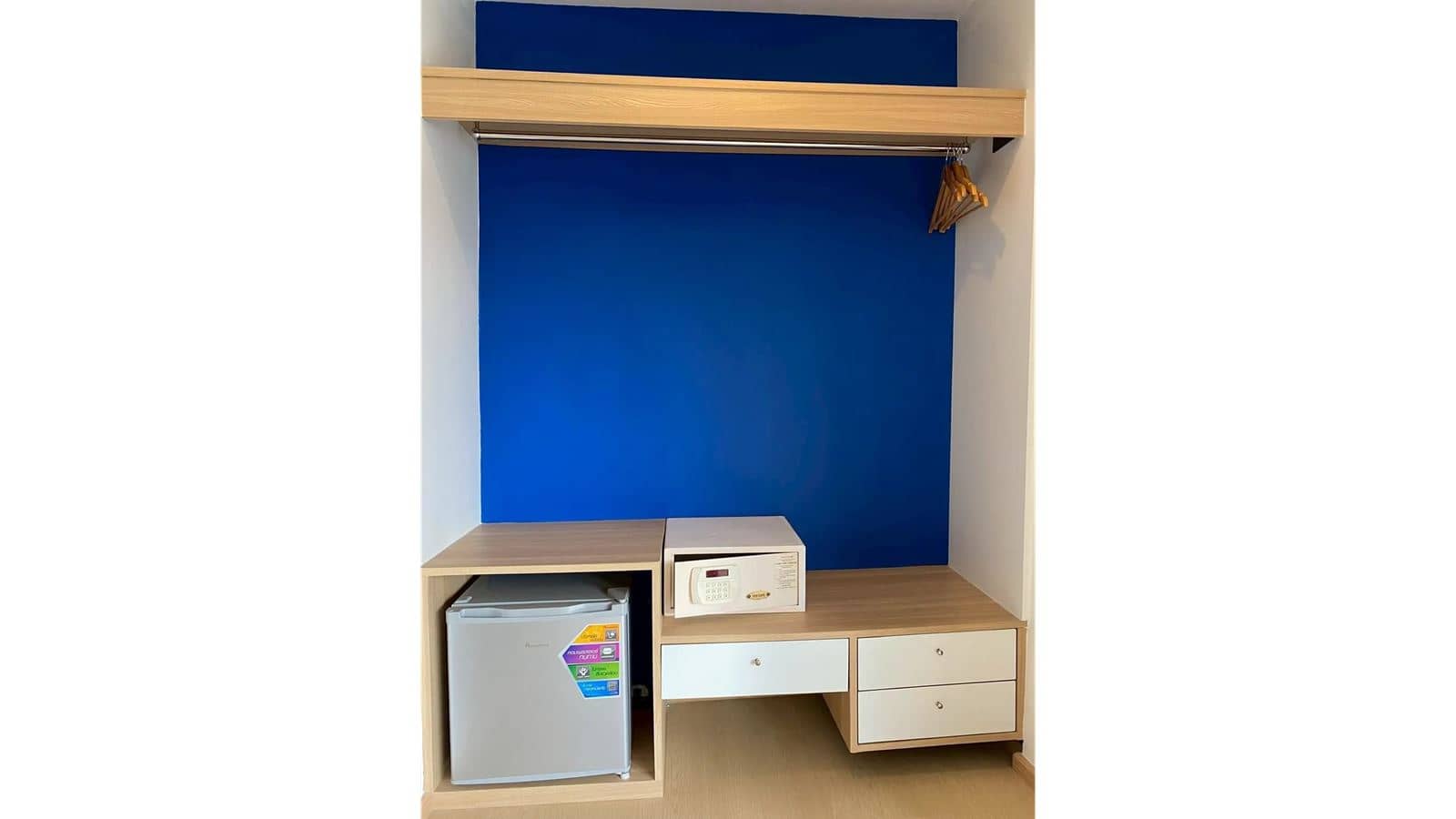 rooms-deluxe-room