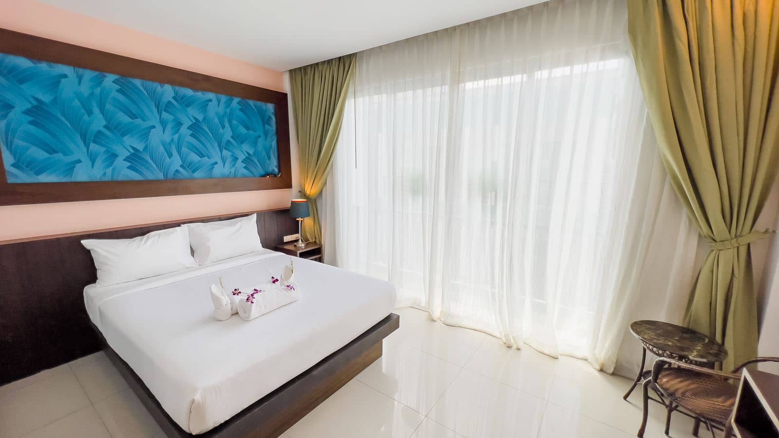 rooms-suiperior-room