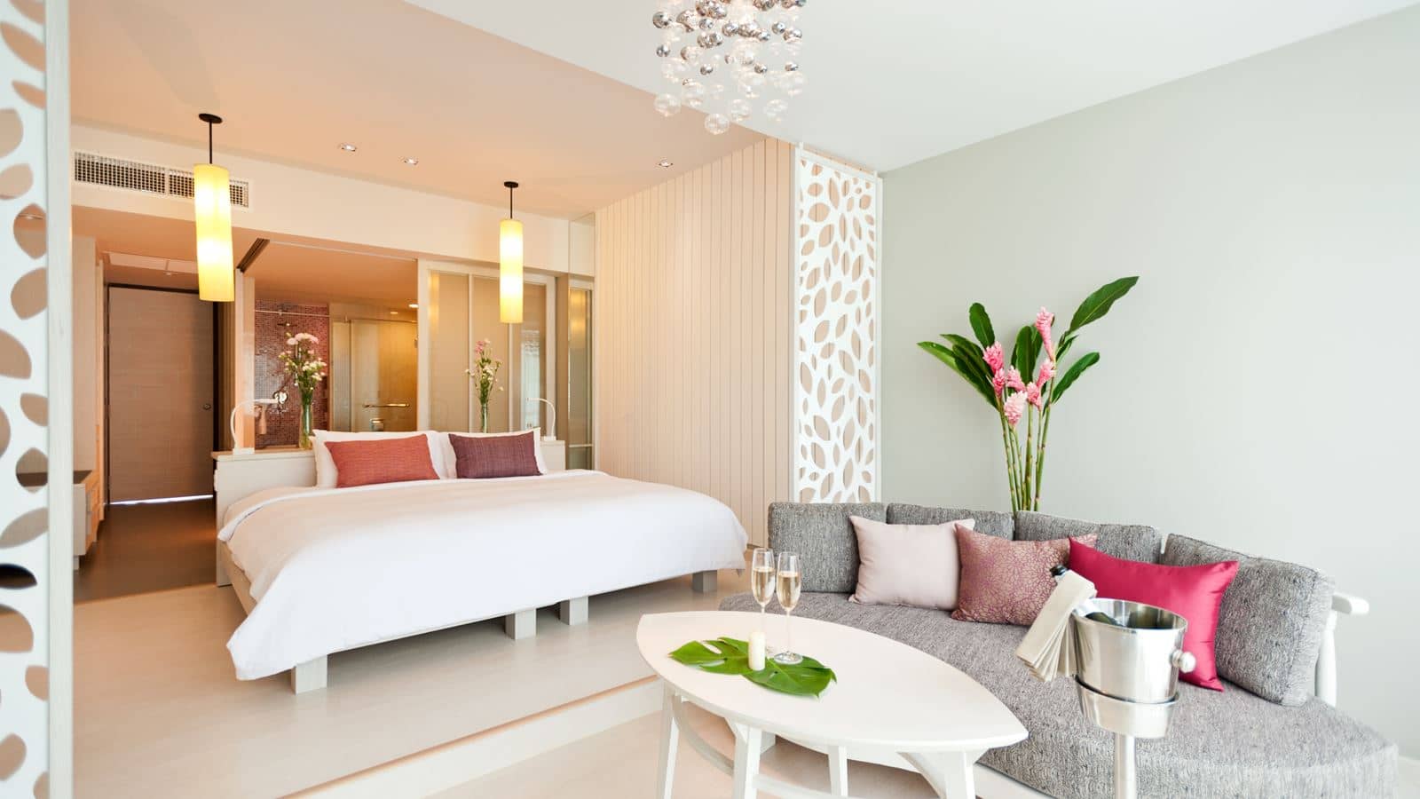 rooms-pool-access-junior-suite