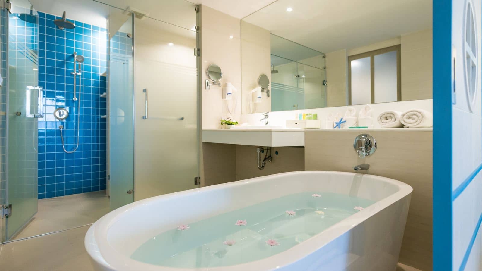 rooms-family-room