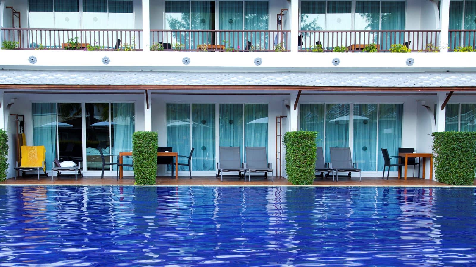 pools-outdoor-pool