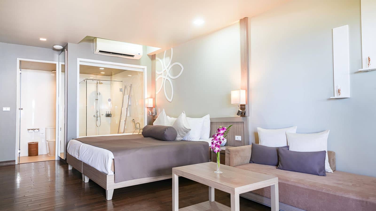 rooms-deluxe-bungalow-beachfront