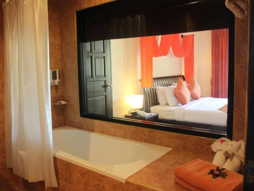 rooms-superior-room