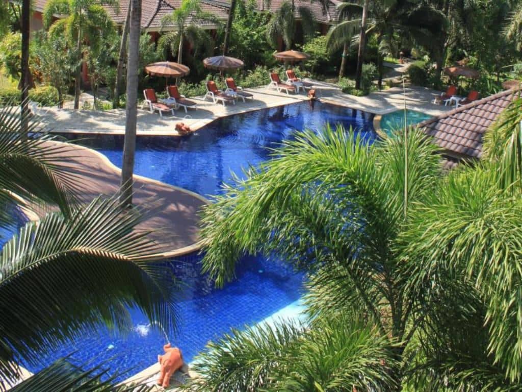 pools-outdoor-pool