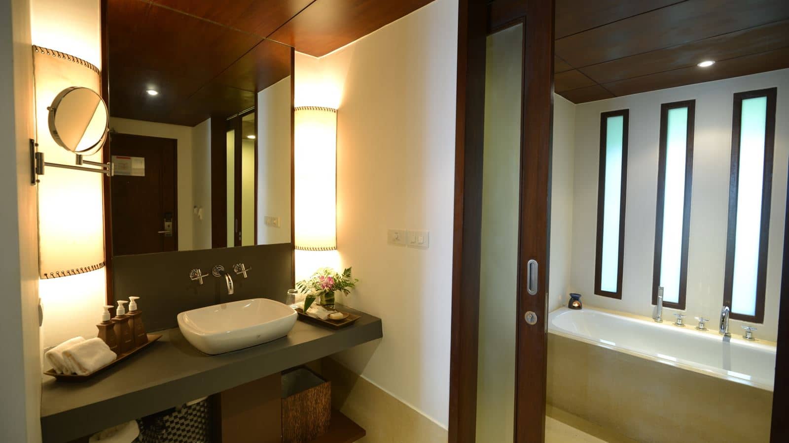 rooms-premier-garden-access