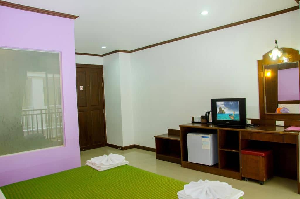 rooms-superior-room