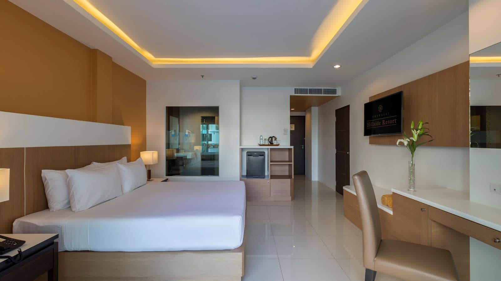 rooms-deluxe-room