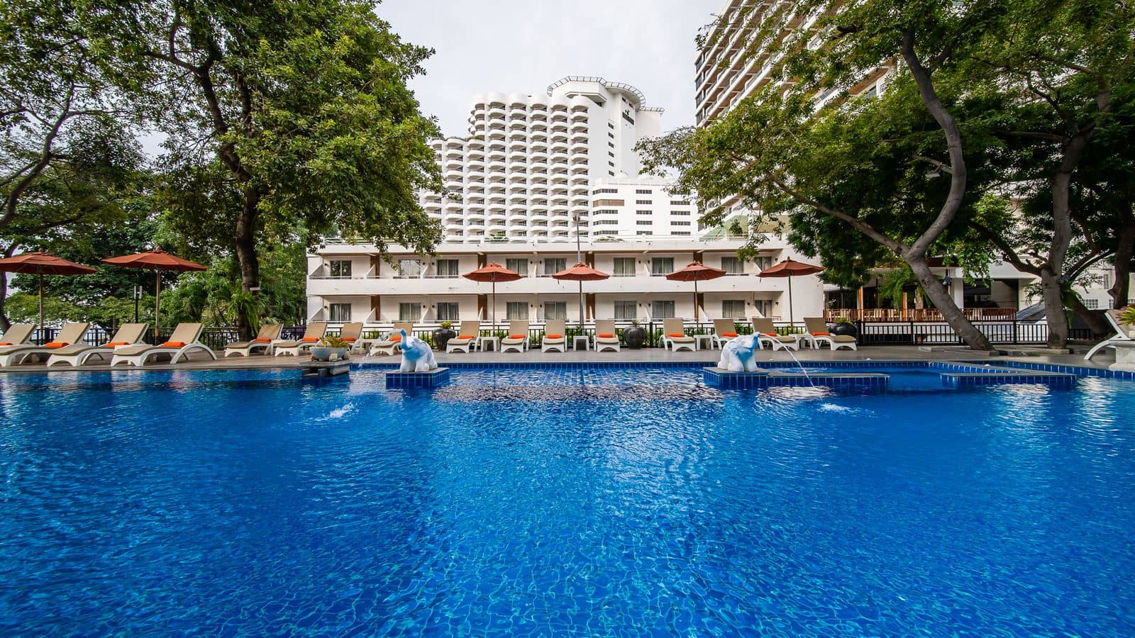 pools-outdoor-pool