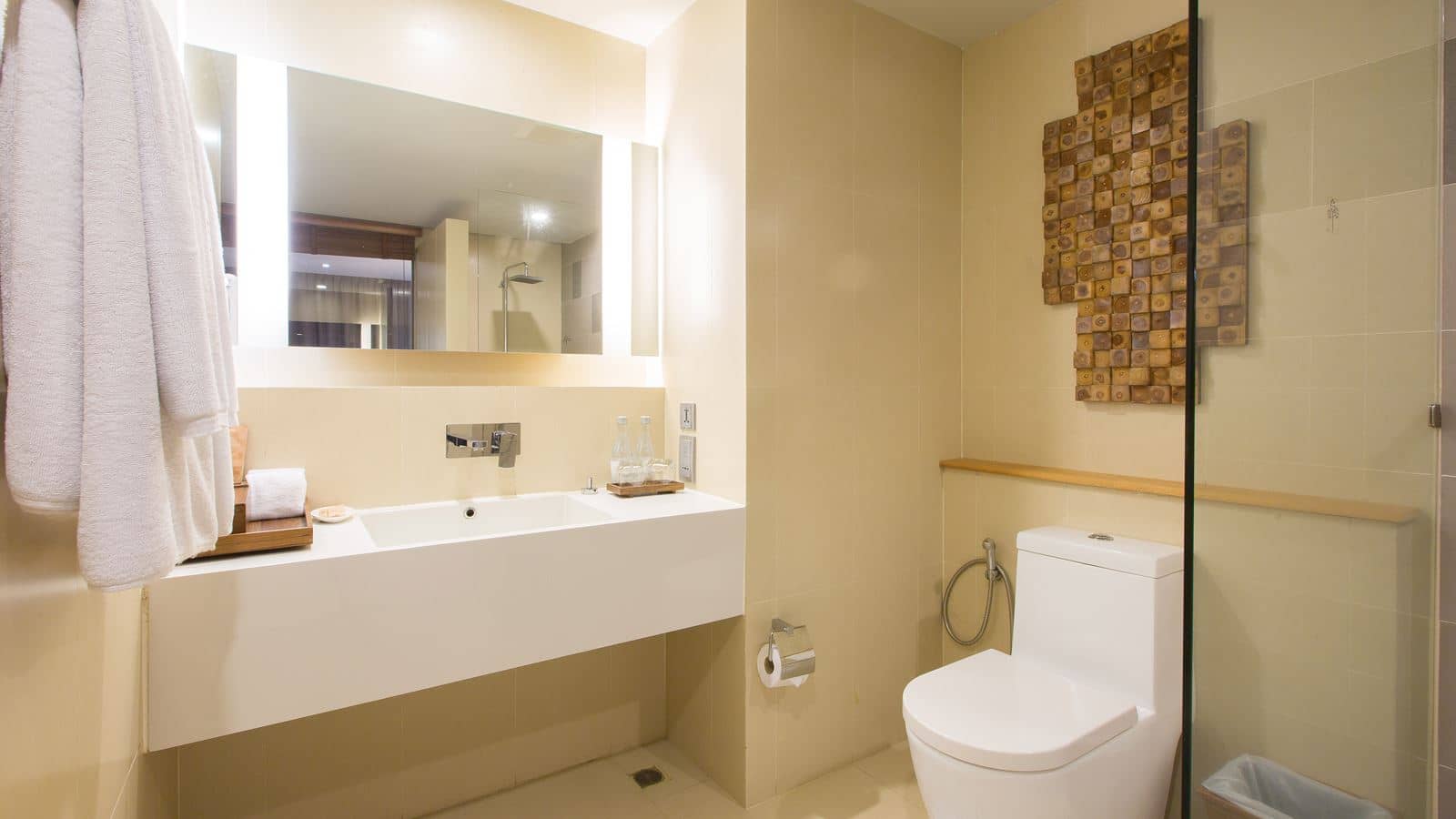 rooms-deluxe-room