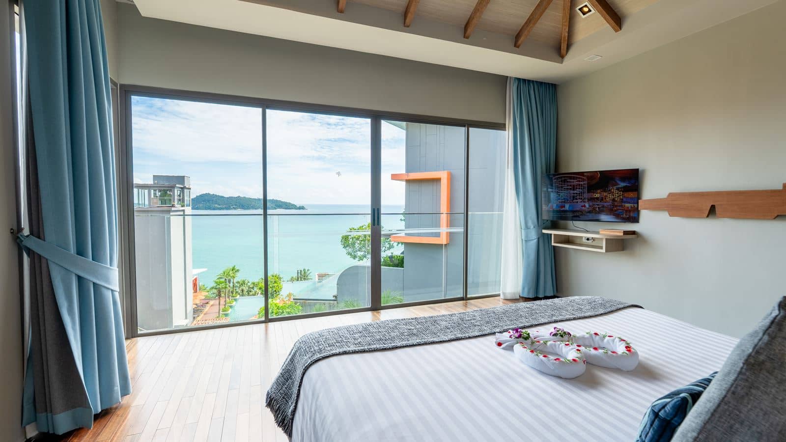 rooms-duplex-pool-villa-with-ocean-view