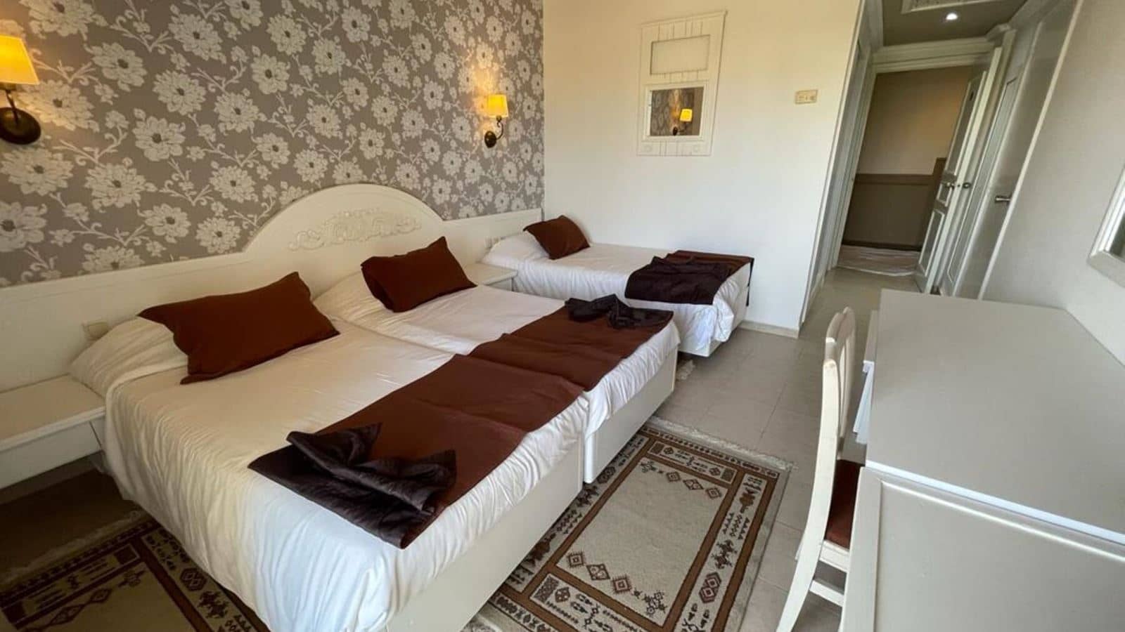 rooms-room-quad