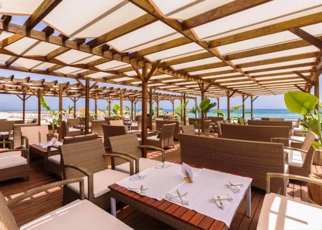 bars-beach-bar