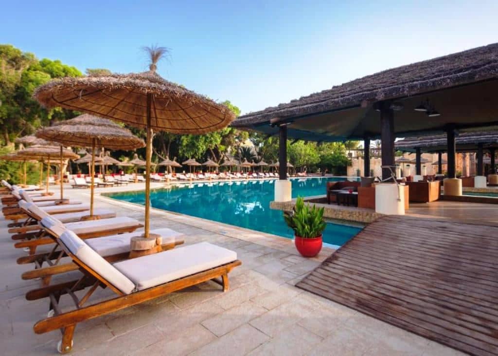 pools-outdoor-pool