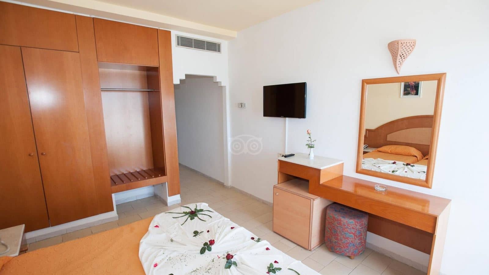 rooms-family-room