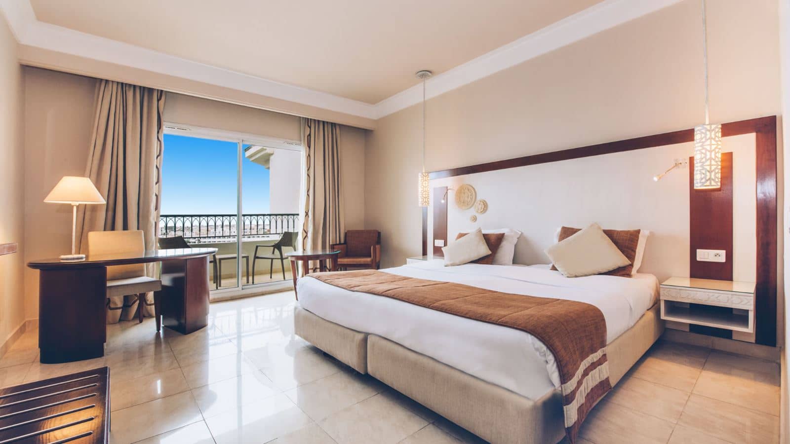 rooms-room-double-sideseaview