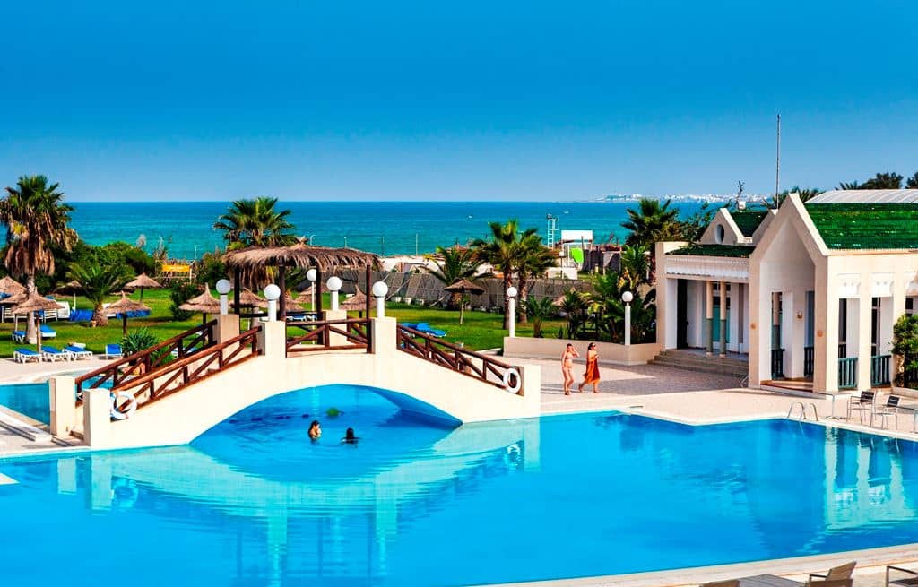 pools-outdoor-pool