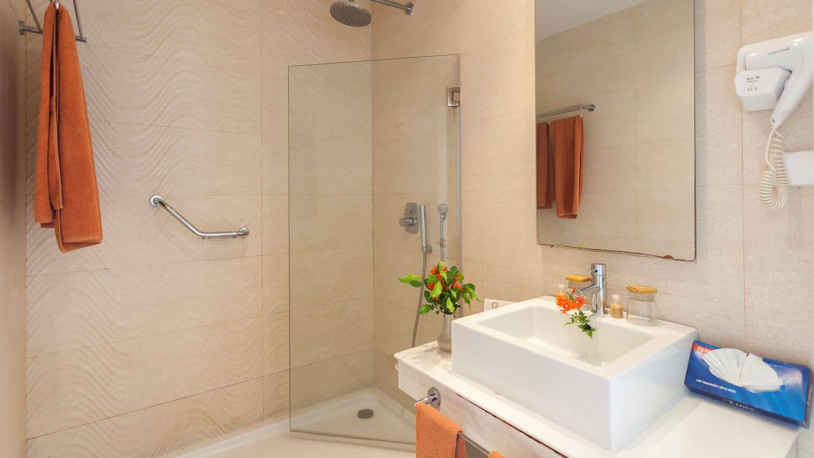 rooms-superior-sea-view-room