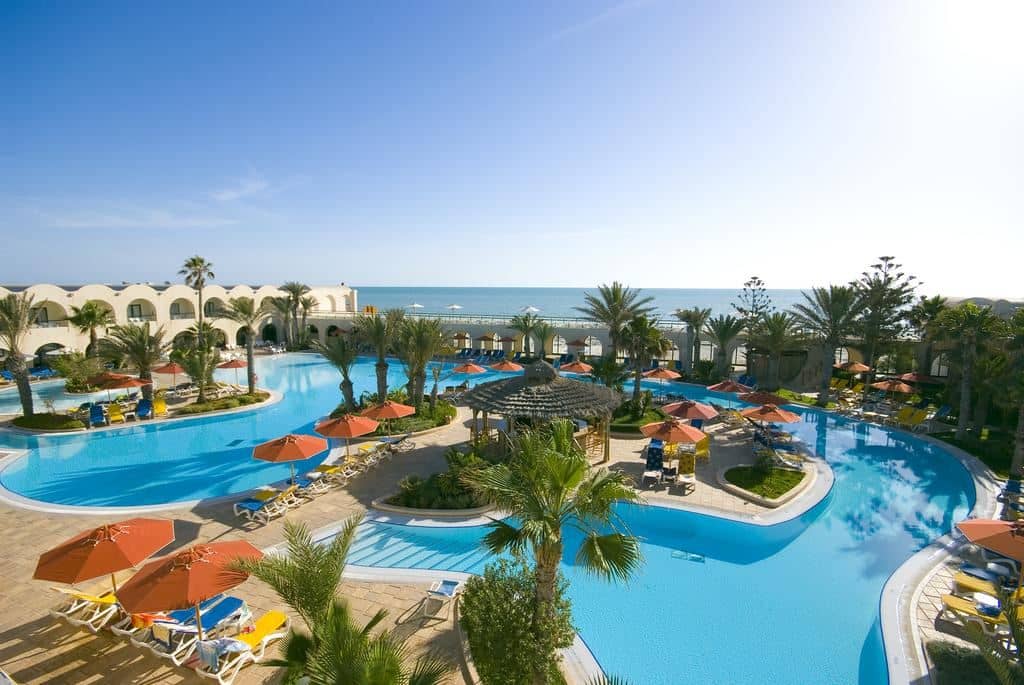 pools-outdoor-pool